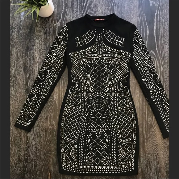 BLACK AND GOLD COCKTAIL DRESS - Picture 1 of 1